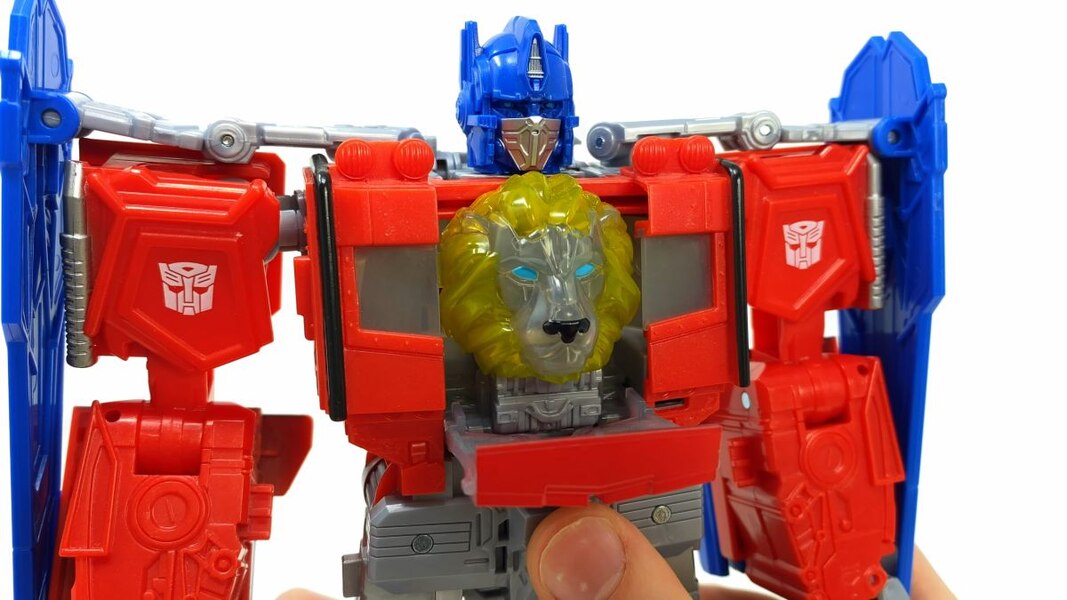 Image Of Beast Mode Optimus Prime From Transformers Rise Of The Beasts  (15 of 37)